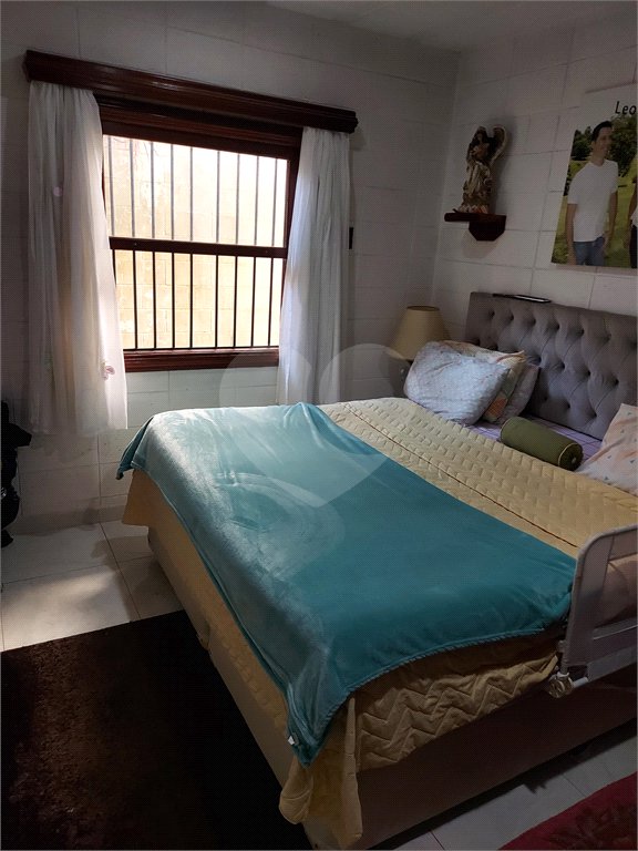 Casa à venda com 3 quartos, sendo 1 suíte, em Jardim Leonor, São Paulo, SP