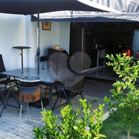 Sobrado à venda com 2 quartos, sendo 1 suíte, em Residencial Olívio Barbosa, Porto Feliz, SP
