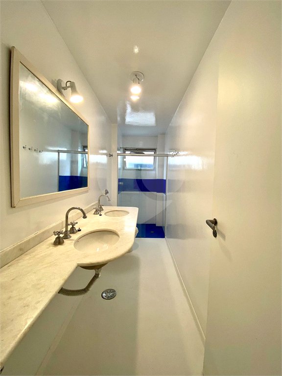 Apartamento para alugar com 3 quartos, sendo 1 suíte, em Jardim Europa, São Paulo, SP