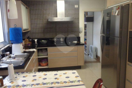 Sobrado à venda com 3 quartos, sendo 1 suíte, em Vila Mazzei, São Paulo, SP