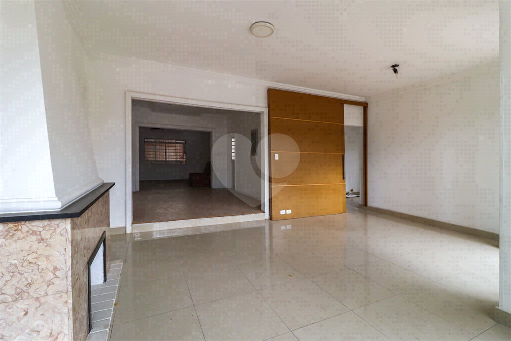 Casa à venda ou para alugar com 4 quartos, sendo 1 suíte,  em Pacaembu, São Paulo, SP