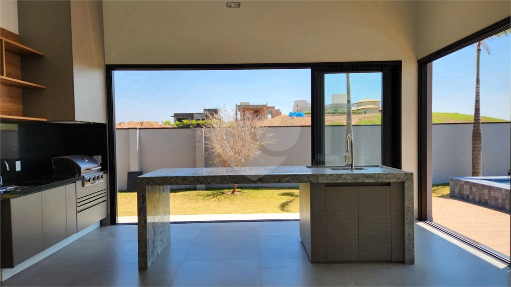 Casa à venda com 4 suítes no condomínio Campos de Santo Antônio II, Itu - SP