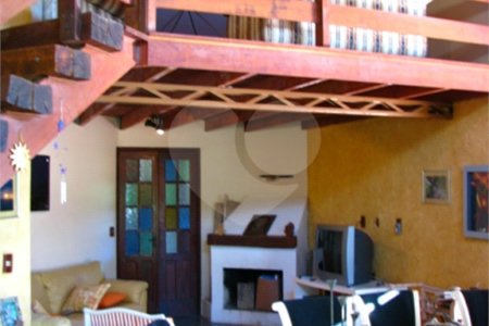 Sítio à venda com 3 quartos, sendo 1 suíte,  em Caputera, Mogi das Cruzes, SP
