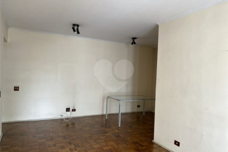Apartamento à venda com 3 quartos, sendo 1 suíte, em Brooklin Paulista, São Paulo, SP