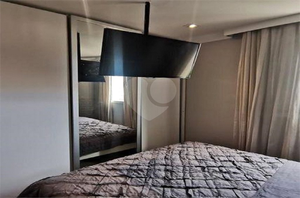 Apartamento à venda com 2 quartos em Parque Reboucas, São Paulo, SP