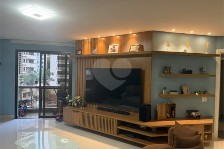Apartamento à venda com 3 quartos, sendo 1 suíte, em Vila Gomes Cardim, São Paulo, SP