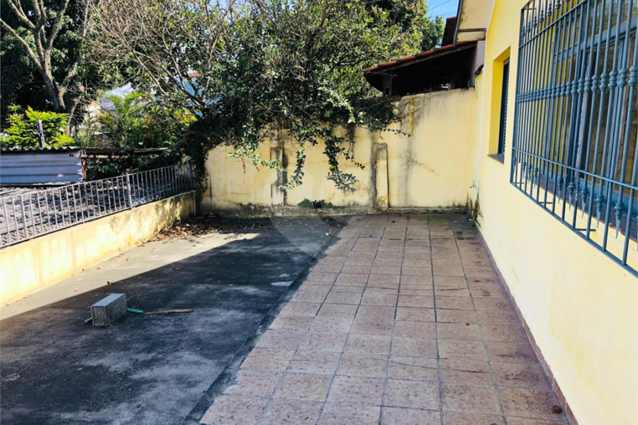Terreno à venda com 1 quarto em Jardim Peri, São Paulo, SP