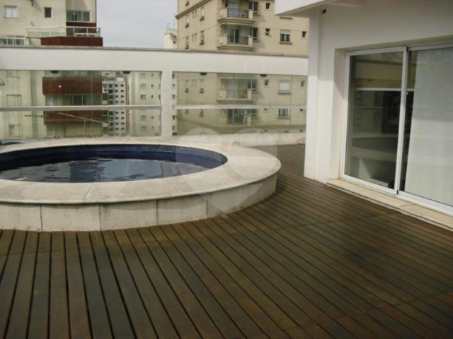 Cobertura à venda com 4 quartos, sendo 3 suítes,  em Campo Belo, São Paulo, SP