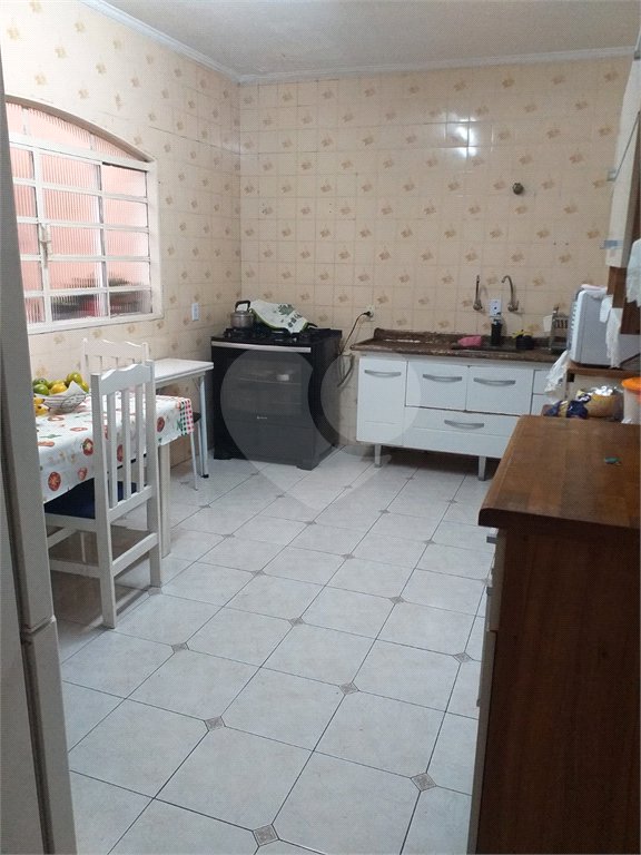 Sobrado à venda com 2 quartos em Vila Mazzei, São Paulo, SP