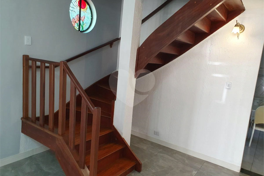 Casa de Vila à venda com 4 quartos, sendo 1 suíte, em Santana, São Paulo, SP
