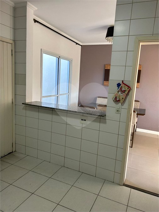 Casa à venda com 3 quartos, sendo 1 suíte,  no condomínio Village St. Louis, São Paulo - SP