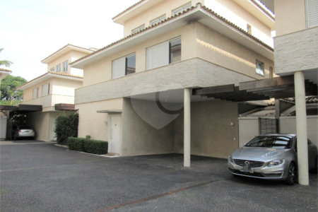 Casa à venda com 4 suítes no condomínio Dolce Villa, São Paulo - SP