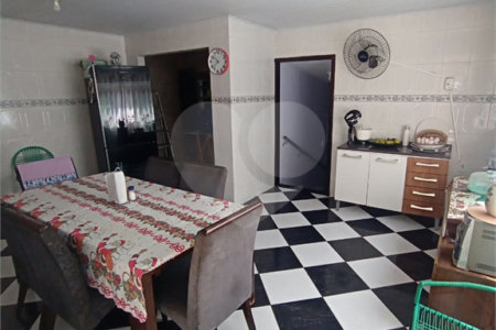 Casa à venda com 4 quartos, sendo 1 suíte, em Campo Grande, Rio de Janeiro, RJ