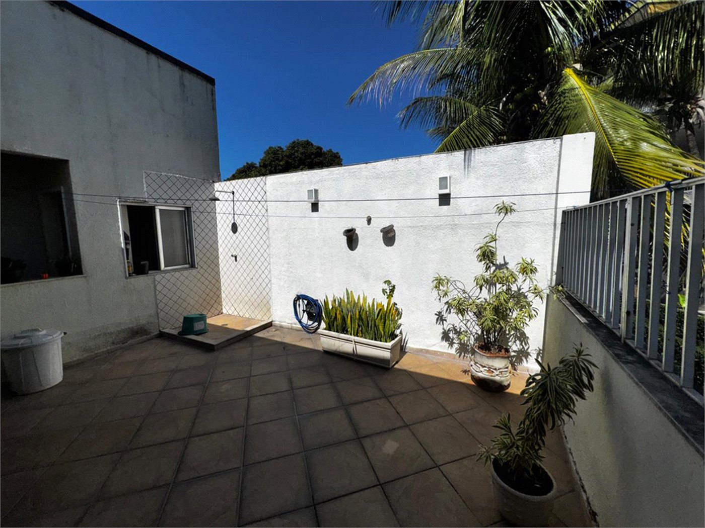 Apartamento à venda com 3 quartos, sendo 1 suíte,  em Jardim Guanabara, Rio de Janeiro, RJ