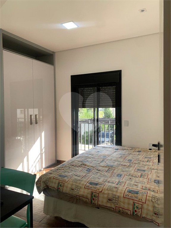 Casa à venda com 4 suítes no condomínio Vila Inglesa, Atibaia - SP