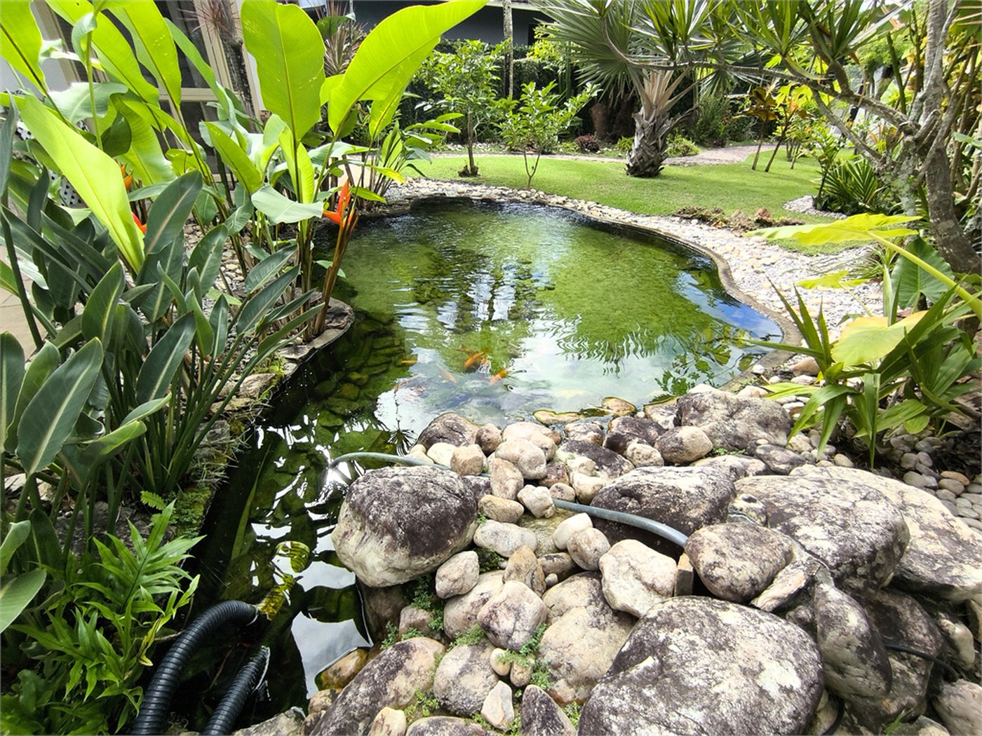 Casa à venda com 4 quartos, sendo 2 suítes, no Centro, Santa Cruz Cabrália, BA