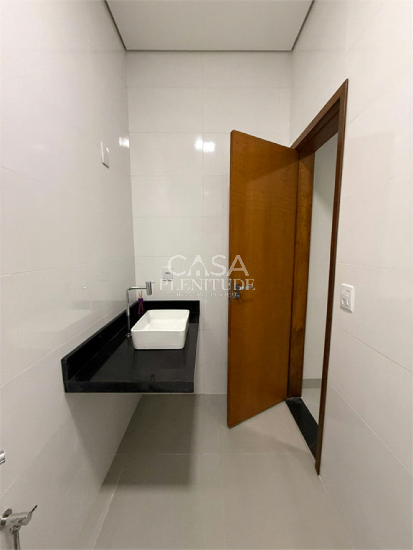 Casa à venda com 2 quartos, sendo 1 suíte, em Parque São Bento, Sorocaba, SP