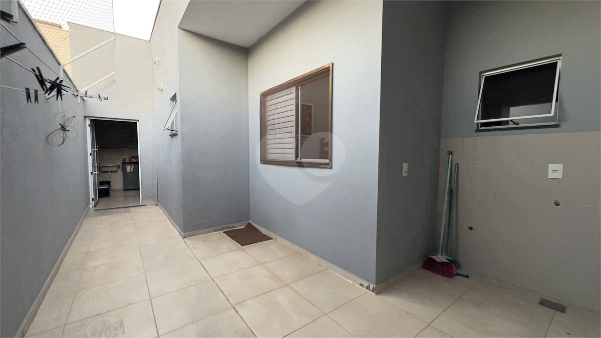 Casa à venda com 2 quartos, sendo 1 suíte,  em Jardim Residencial Nova Veneza, Indaiatuba, SP