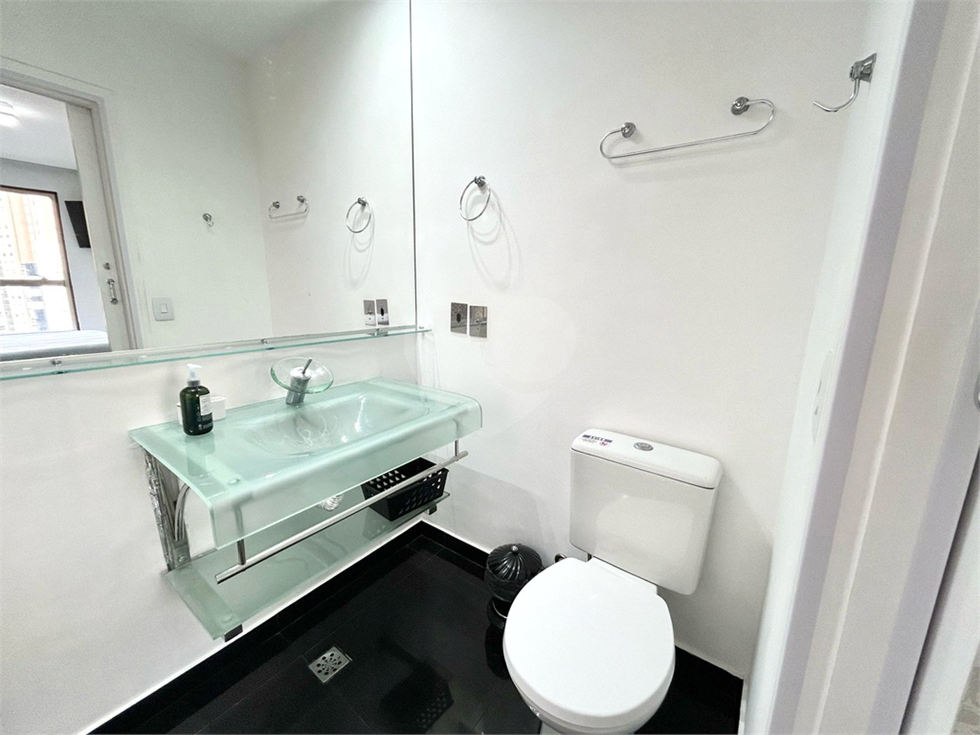 Apartamento à venda ou para alugar com 2 quartos, sendo 1 suíte, em Brooklin, São Paulo, SP