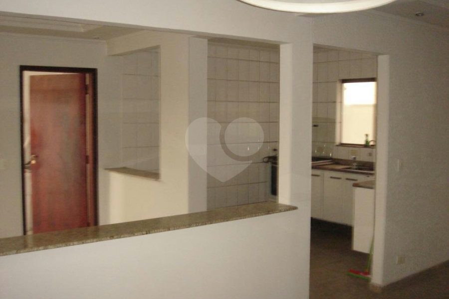 Sobrado à venda com 6 quartos, sendo 2 suítes, em Santana, São Paulo, SP