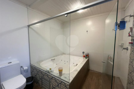 Casa à venda com 5 quartos, sendo 2 suítes, em Parque Residencial Colina das Estrelas, Tatuí, SP