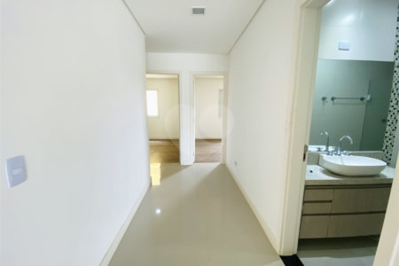 Apartamento à venda com 3 quartos, sendo 1 suíte, em Baeta Neves, São Bernardo do Campo, SP