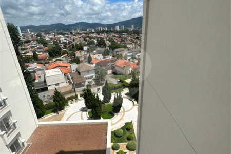 Apartamento à venda com 4 quartos, sendo 2 suítes,  em Vila Oliveira, Mogi das Cruzes, SP