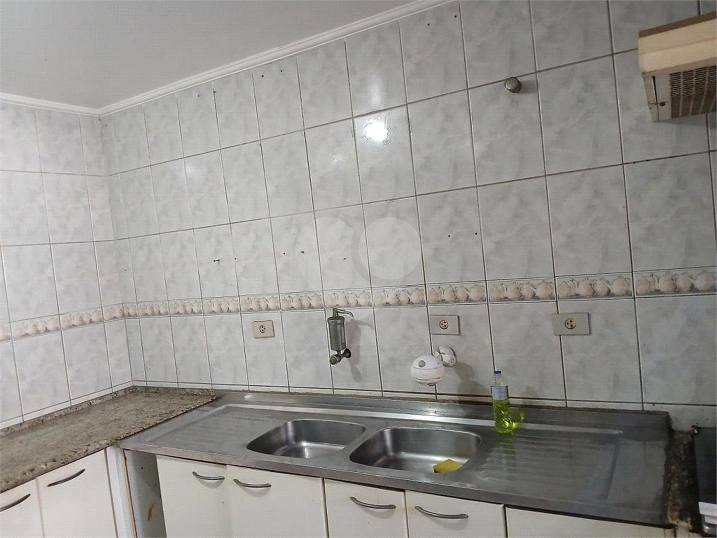 Casa à venda com 3 quartos, sendo 2 suítes, em Parque América, São Paulo, SP