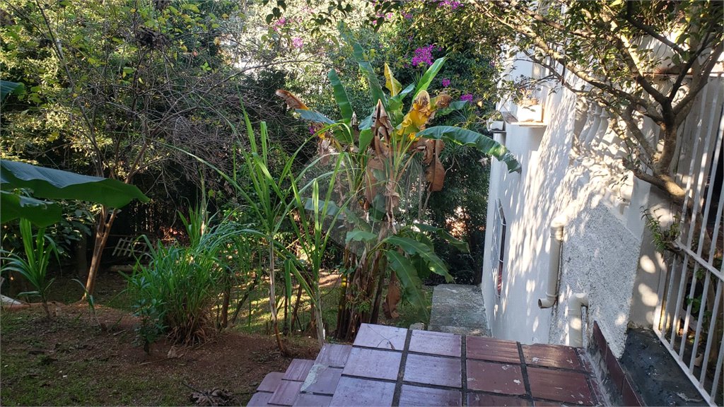 Sobrado à venda com 3 quartos, sendo 1 suíte, em Horto, São Paulo, SP