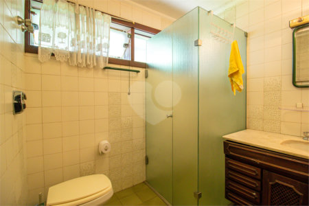 Casa à venda com 4 quartos, sendo 2 suítes, em Chácara Flora, São Paulo, SP
