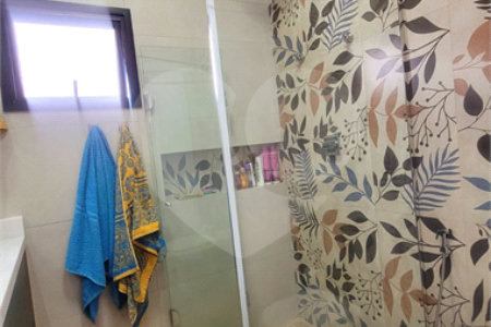 Casa à venda com 4 suítes no condomínio Sta Morriz, Campinas - SP