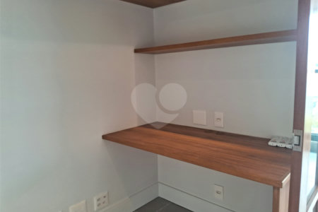 Apartamento à venda com 2 suítes em Bela Aliança, São Paulo, SP