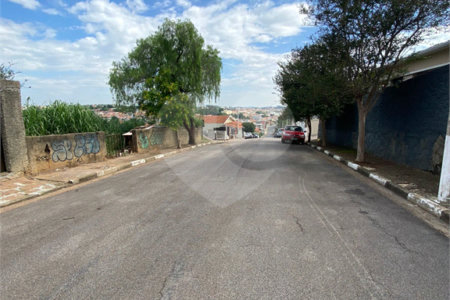 Casa à venda com 3 suítes no Centro, Vinhedo, SP