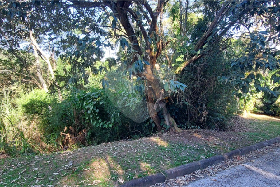 Terreno à venda no condomínio Alpes da Cantareira, Mairiporã - SP