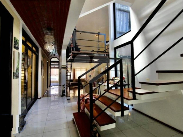 Casa à venda ou para alugar com 4 quartos, sendo 2 suítes,  em Brooklin, São Paulo, SP