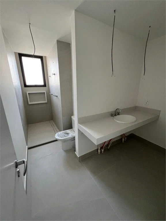Apartamento à venda com 3 suítes em Pinheiros, São Paulo, SP