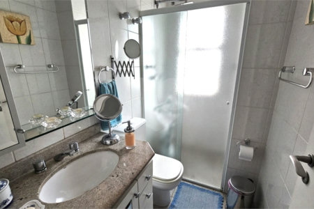 Cobertura à venda com 4 quartos, sendo 3 suítes, em Alto da Boa Vista, São Paulo, SP