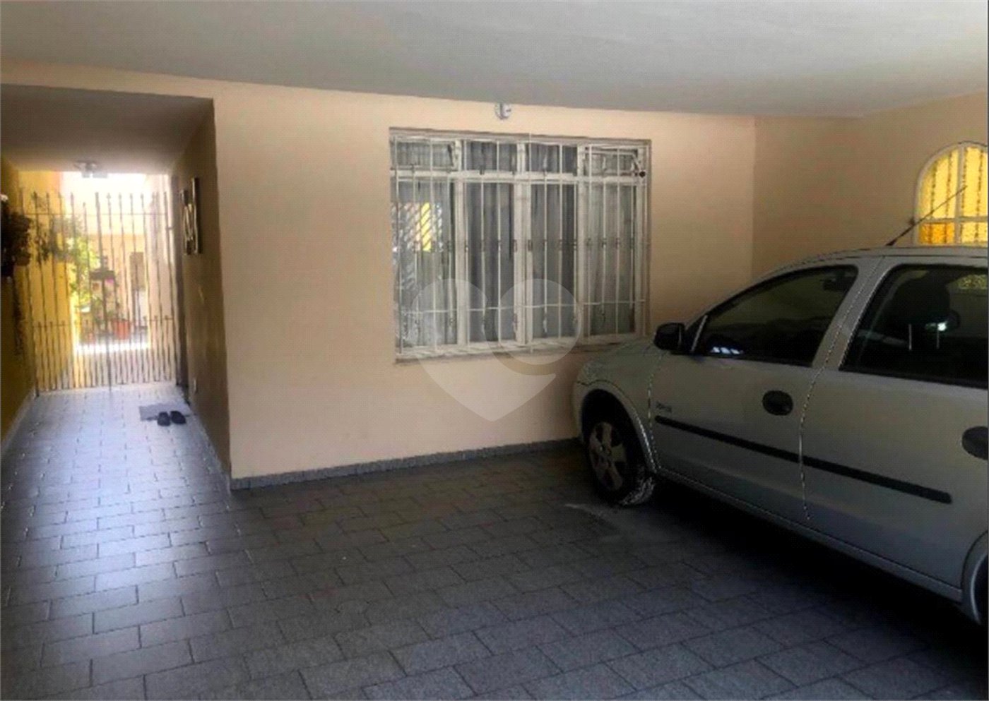 Sobrado à venda com 4 quartos, sendo 2 suítes, em Jardim Campo Limpo, São Paulo, SP