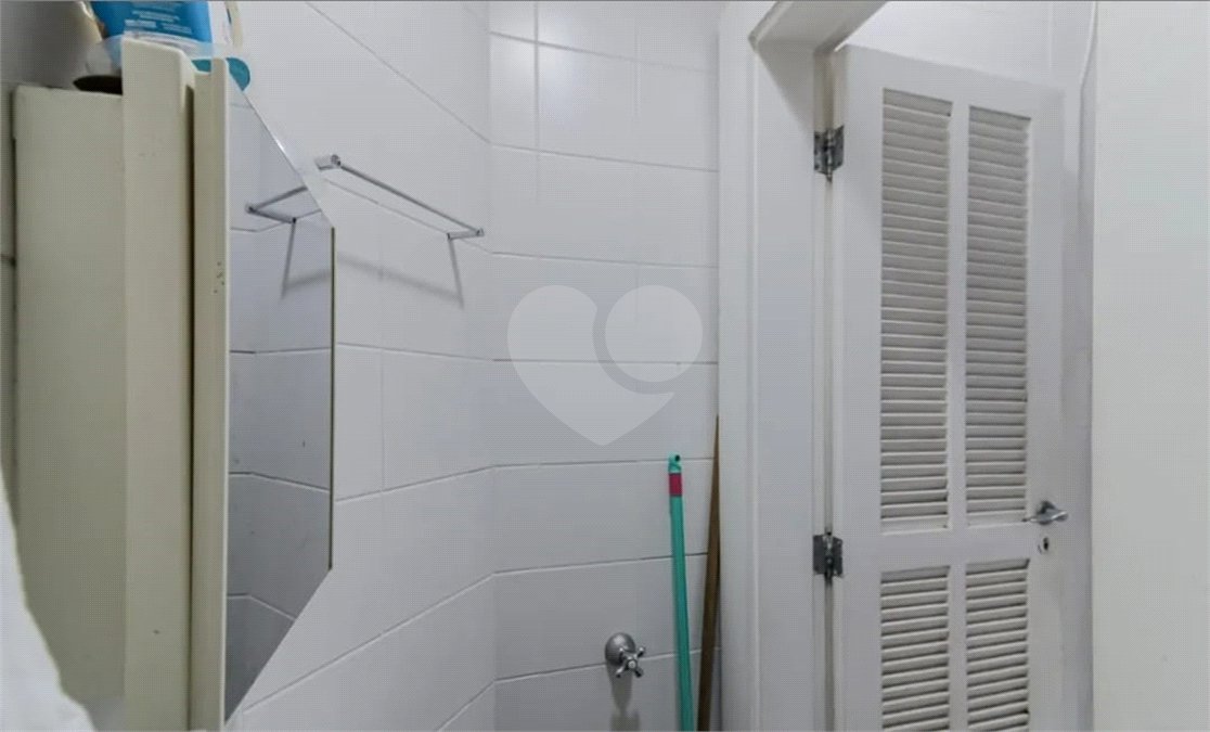 Apartamento à venda com 4 quartos, sendo 1 suíte,  em Copacabana, Rio de Janeiro, RJ