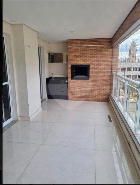 Apartamento à venda com 3 suítes em Várzea da Barra Funda, São Paulo, SP