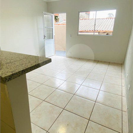 Apartamento à venda com 2 quartos em Jardim Vinhas do Sol (mailasqui), São Roque, SP