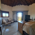 Casa à venda com 4 suítes no condomínio Santa Teresa, Itupeva - SP