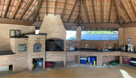 Casa Térrea à venda com 4 quartos, sendo 2 suítes,  em Jardim Paulista, Atibaia, SP