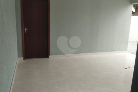 Casa Térrea à venda com 3 quartos, sendo 1 suíte, em Jardim Nova América, Araraquara, SP