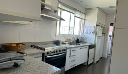Apartamento à venda com 3 suítes em Morumbi, São Paulo, SP