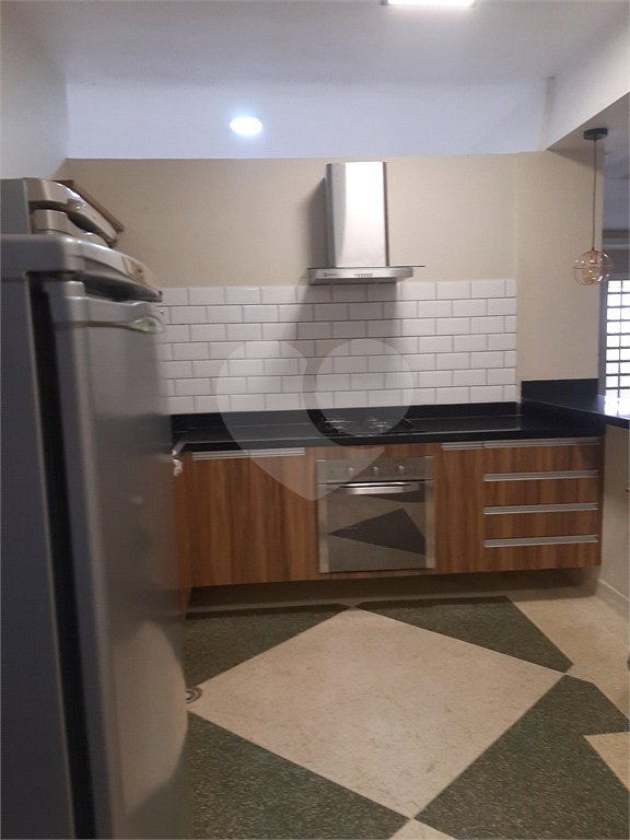 Casa à venda com 3 quartos, sendo 1 suíte, no condomínio Barbará II, São Paulo - SP