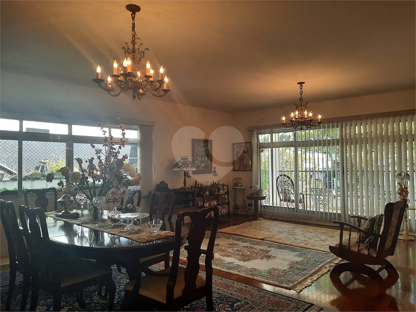 Casa com 4 quartos e 3 suítes com ótimo lazer no Jardim Marajoara