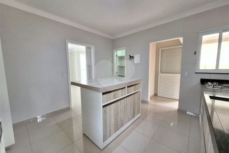 Casa para Locação no Condomínio Bosque dos Cambarás em Valinhos/SP