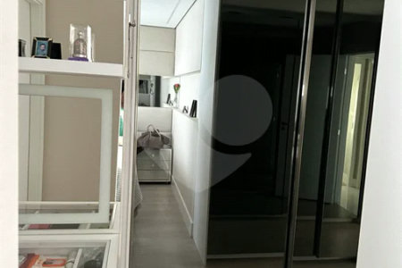 Apartamento de alto padrão com 108 m², 3 dormitórios, 1 suíte, varanda gourmet, planejados, lazer completo e próximo ao Metrô Alto do Ipiranga.