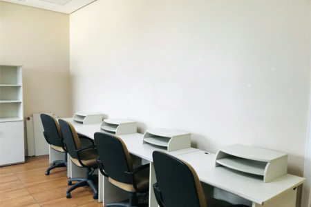 OPORTUNIDADE DOMO BUSINESS - MOBILIADA E PRONTA P/ USO!